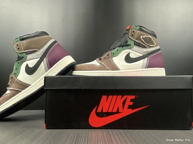 OG Hand High 1 Air Crafted Jordan DH3097-001 0530